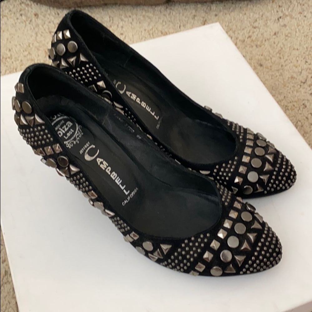 Jeffrey Campbell